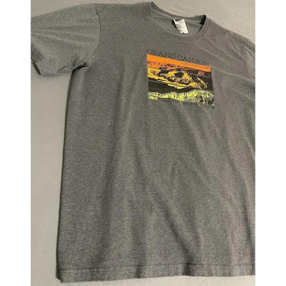The North Face Grand Canyon National Park Gray T-Shirt Men’s XL Graphic